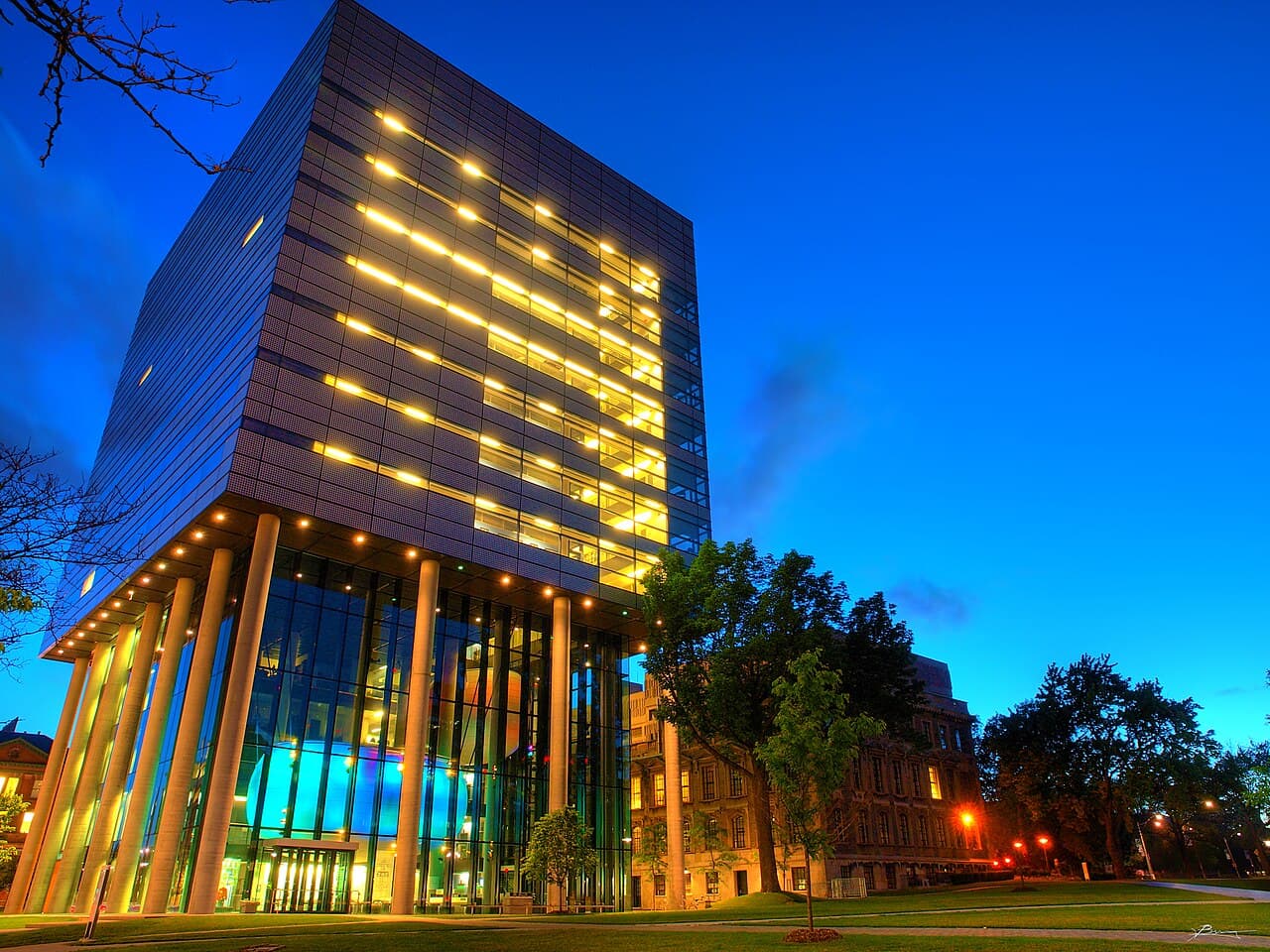 Leslie Dan Faculty of Pharmacy