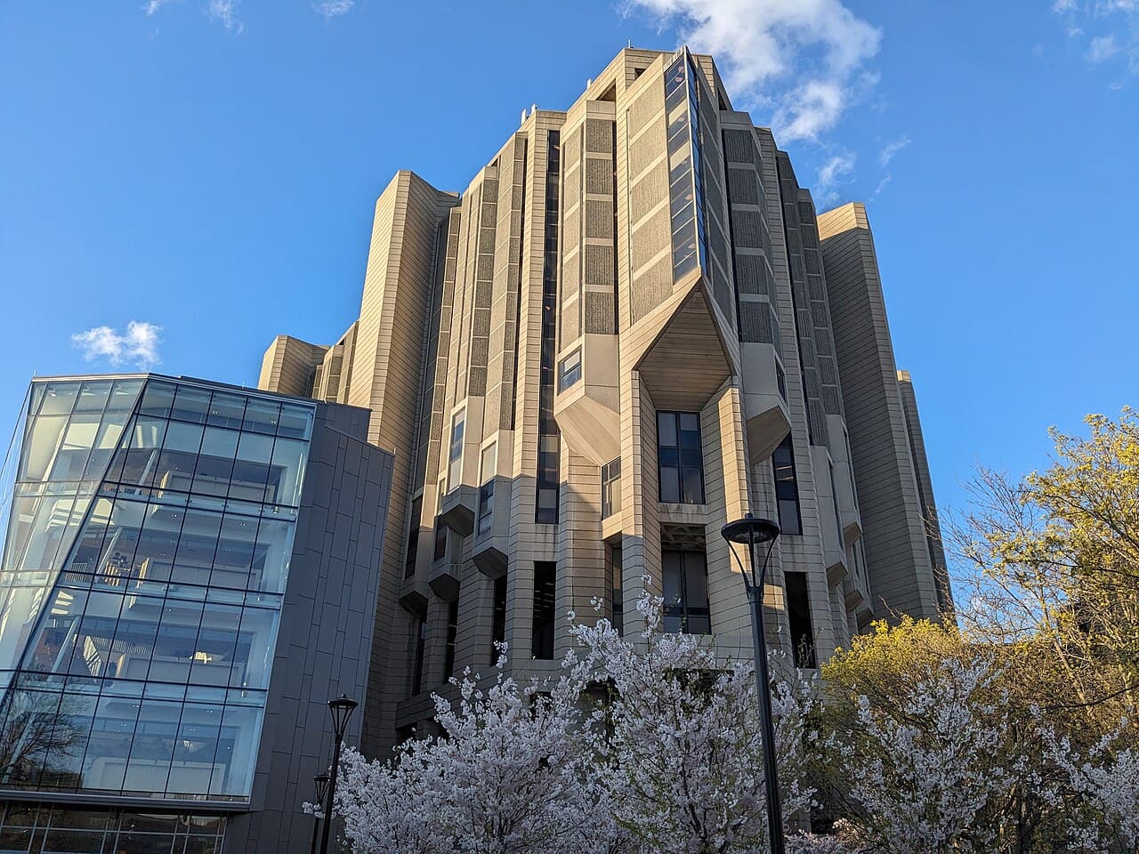 Robarts Library